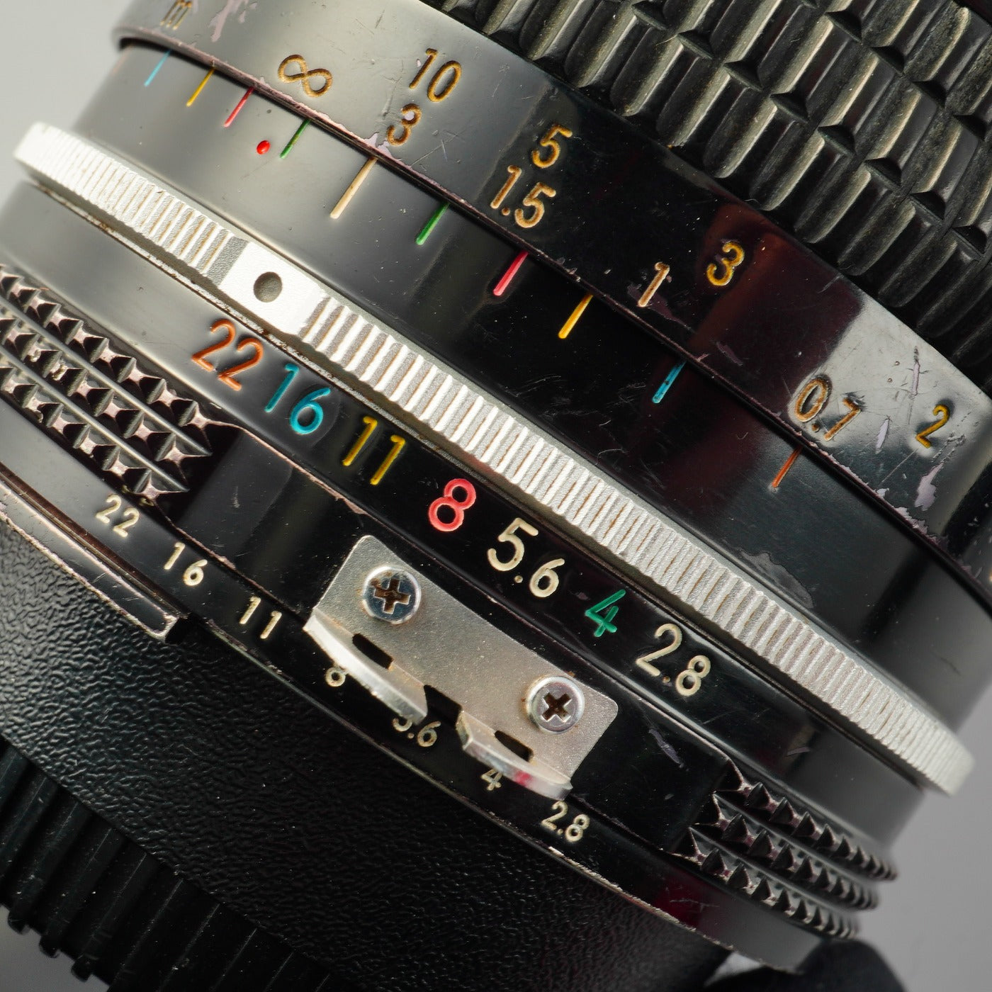 Nikon Ai NIKKOR 24mm F/2.8 単焦点レンズ