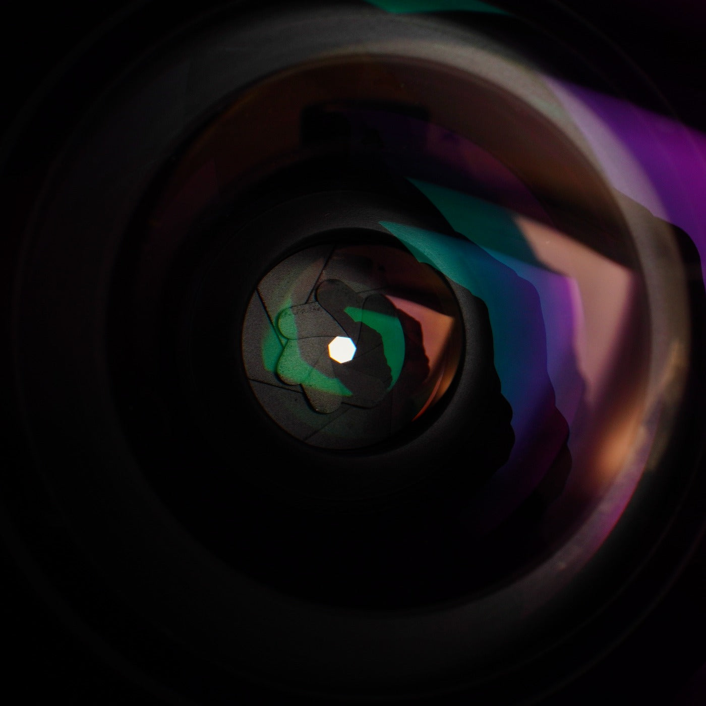 Nikon Ai NIKKOR 24mm F/2.8 単焦点レンズ