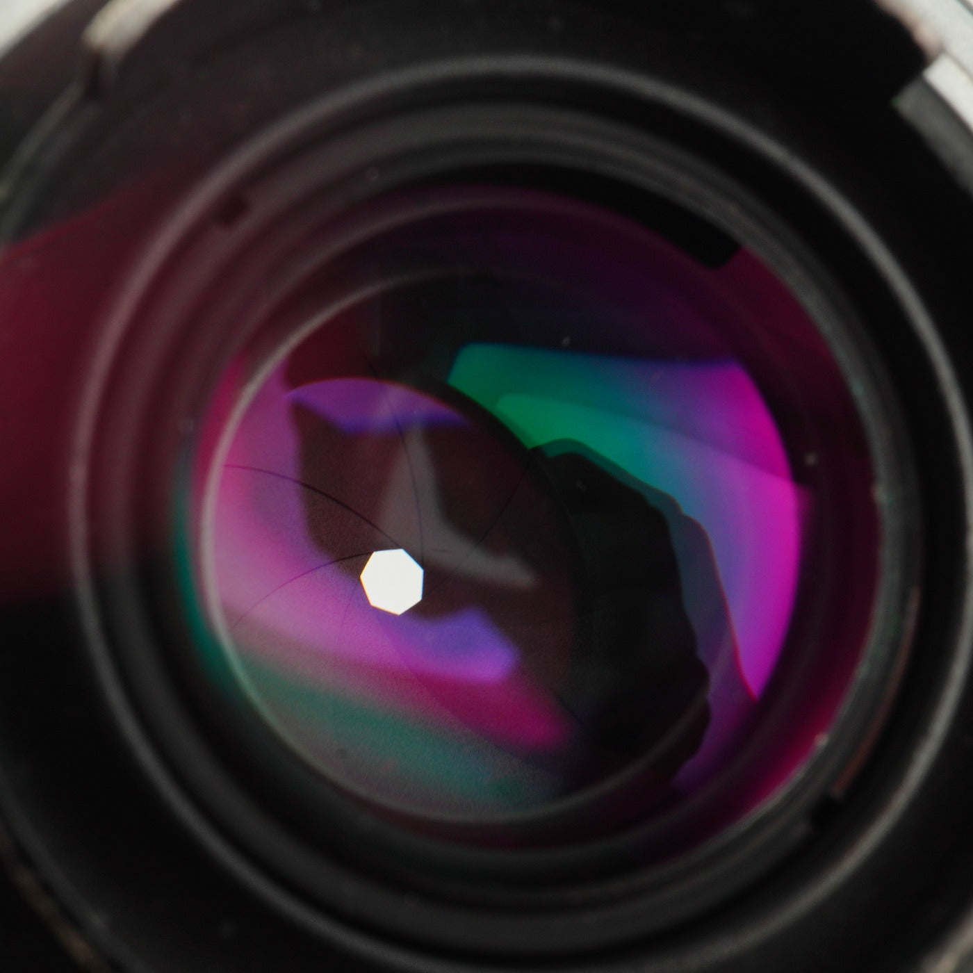 Nikon Ai NIKKOR 24mm F/2.8 単焦点レンズ