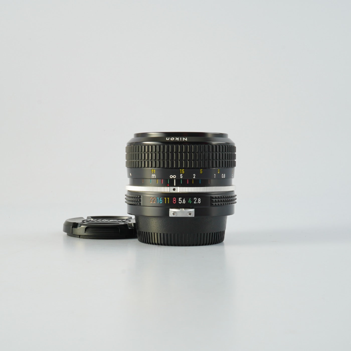 Nikon 非Ai Nikkor 28mm F/2.8 単焦点レンズ