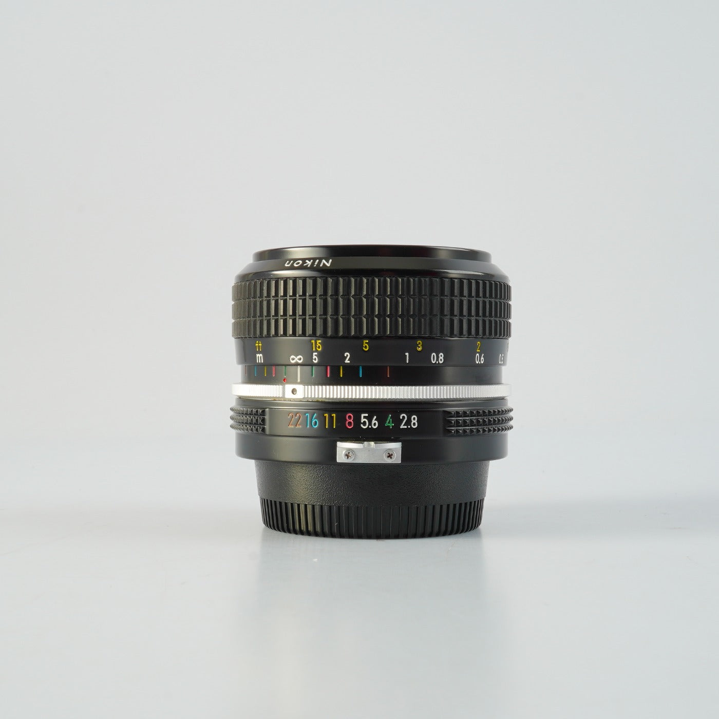 Nikon 非Ai Nikkor 28mm F/2.8 単焦点レンズ