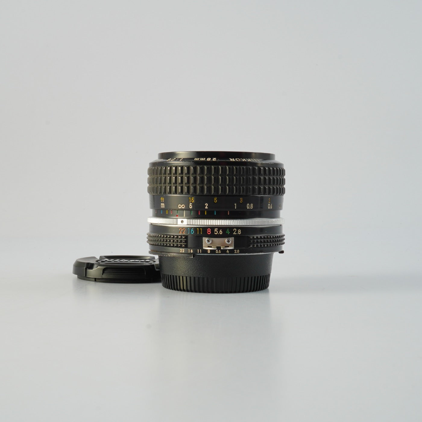Nikon Ai Nikkor 28mm F/2.8 単焦点レンズ
