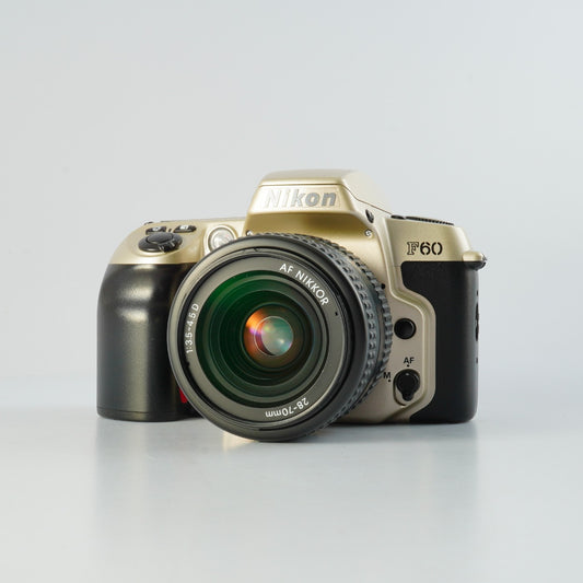 Nikon F60 ( N60 ) + AF Nikkor 28-70mm F/3.5-4.5 D AF フィルム一眼レフカメラ