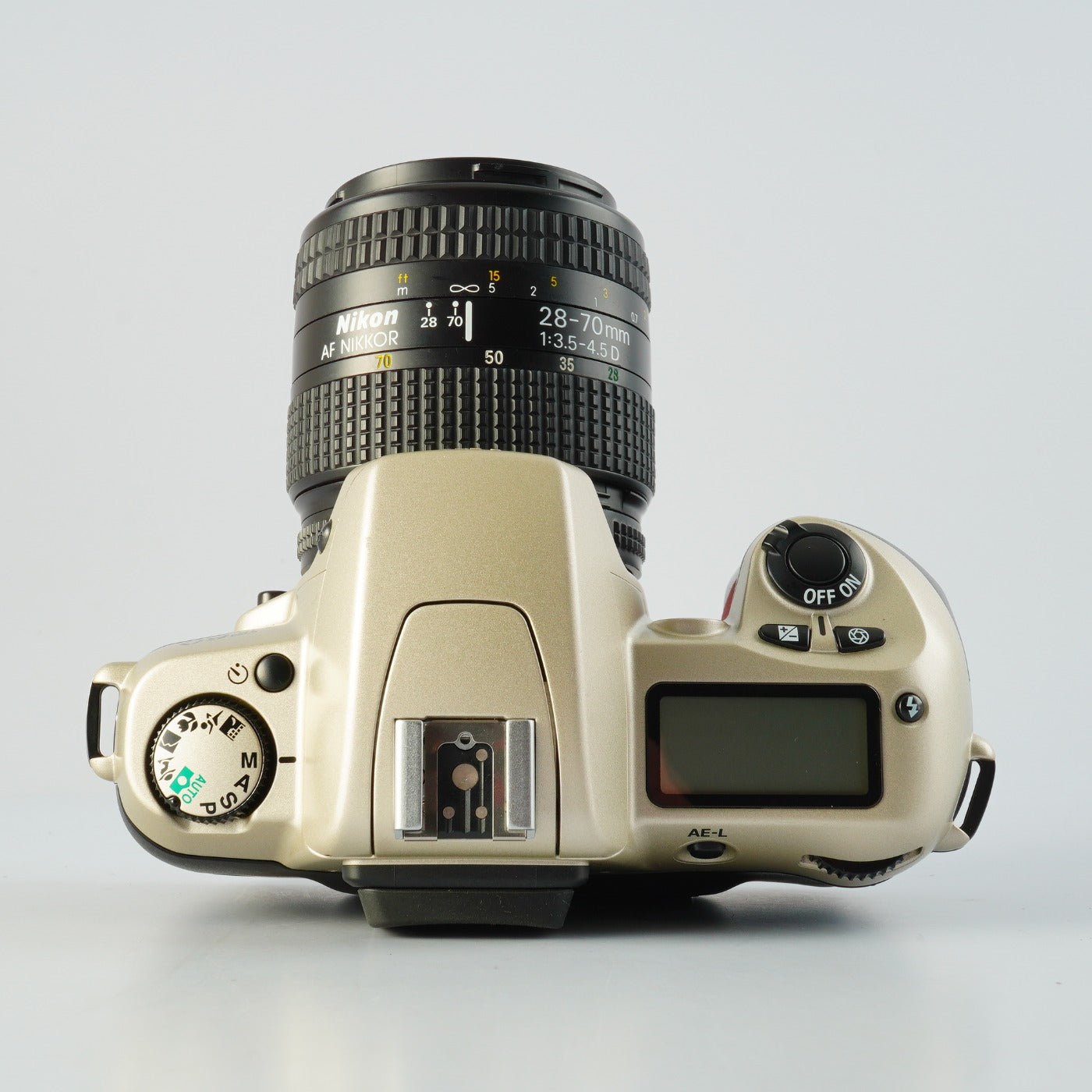 Nikon F60 ( N60 ) + AF Nikkor 28-70mm F/3.5-4.5 D AF フィルム一眼レフカメラ