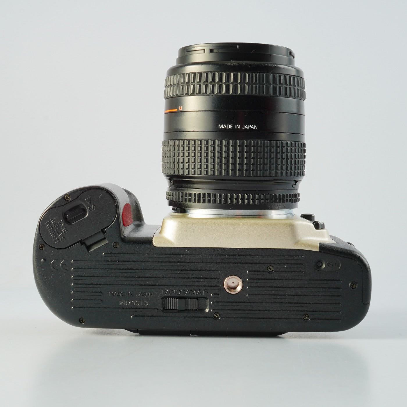 Nikon F60 ( N60 ) + AF Nikkor 28-70mm F/3.5-4.5 D AF フィルム一眼レフカメラ
