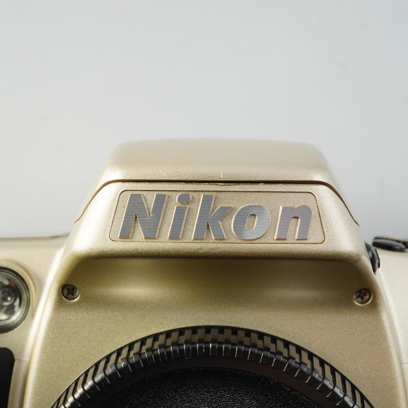 Nikon F60 ( N60 ) + AF Nikkor 28-70mm F/3.5-4.5 D AF フィルム一眼レフカメラ