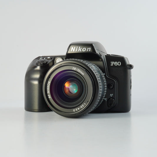 Nikon F60 ( N60 ) + AF Nikkor 28-70mm F/3.5-4.5 D AF フィルム一眼レフカメラ