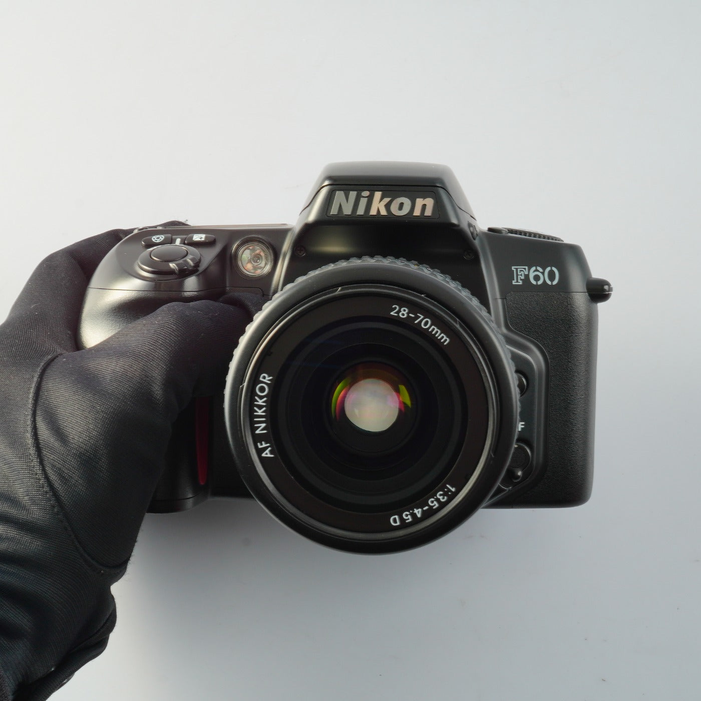 Nikon F60 ( N60 ) + AF Nikkor 28-70mm F/3.5-4.5 D AF フィルム一眼レフカメラ