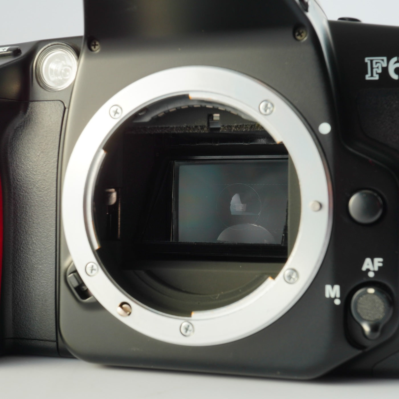 Nikon F60 ( N60 ) + AF Nikkor 28-70mm F/3.5-4.5 D AF フィルム一眼レフカメラ