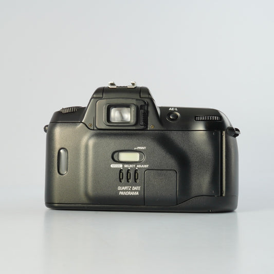 Nikon F60 ( N60 ) + AF Nikkor 28-70mm F/3.5-4.5 D AF フィルム一眼レフカメラ