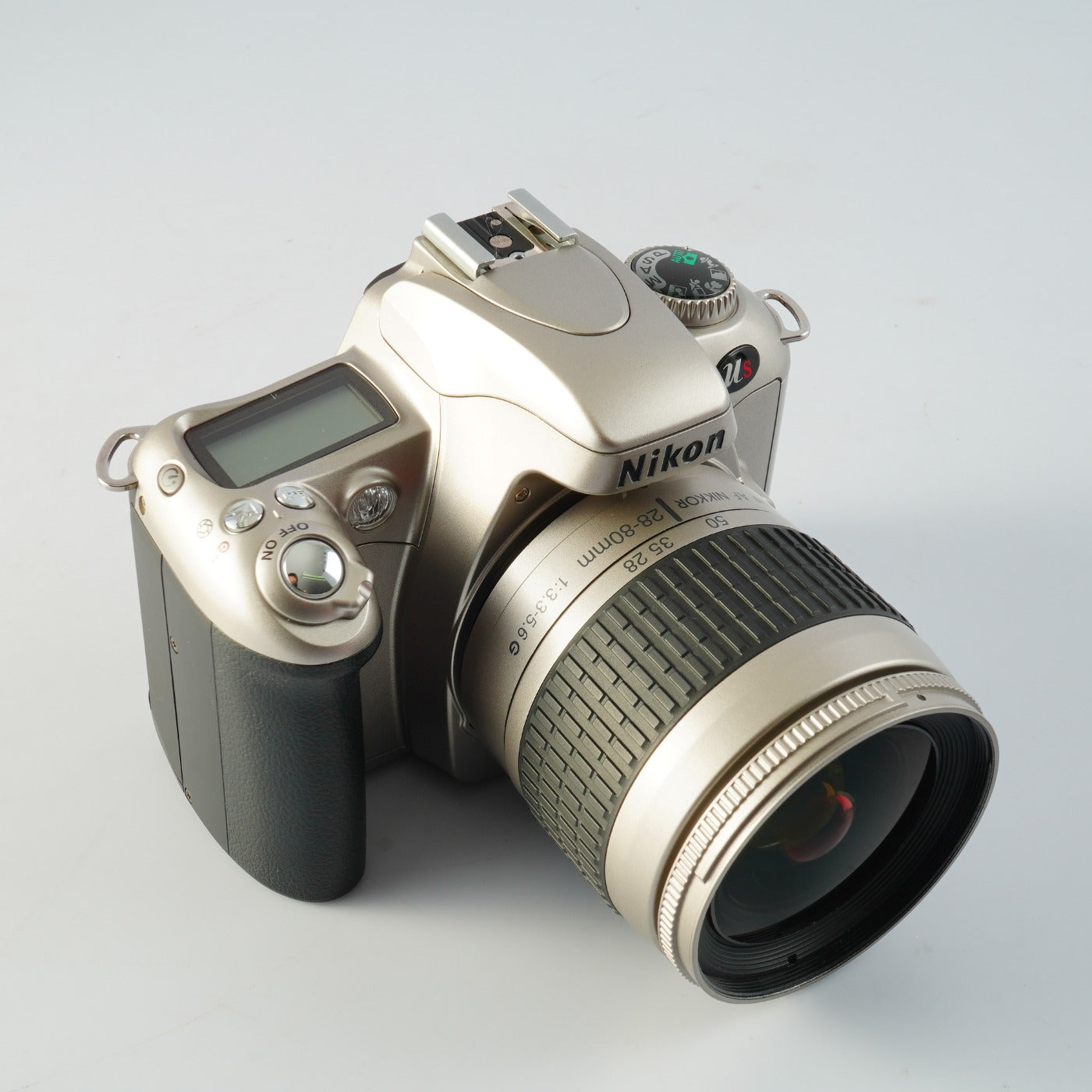 Nikon Us ( F55 ) + AF Nikkor 28-80mm F/3.3-5.6 G AF フィルム一眼レフカメラ