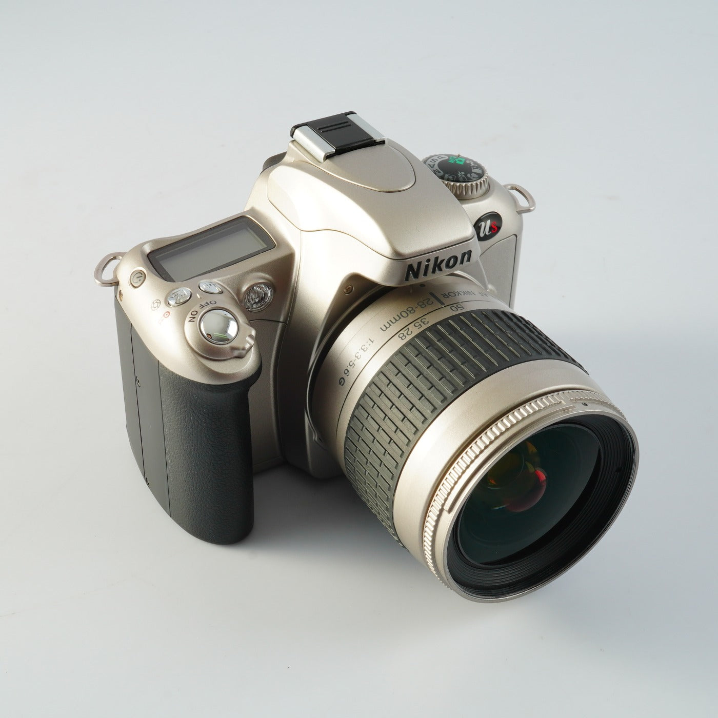 Nikon Us ( F55 ) + AF Nikkor 28-80mm F/3.3-5.6 G AF フィルム一眼レフカメラ