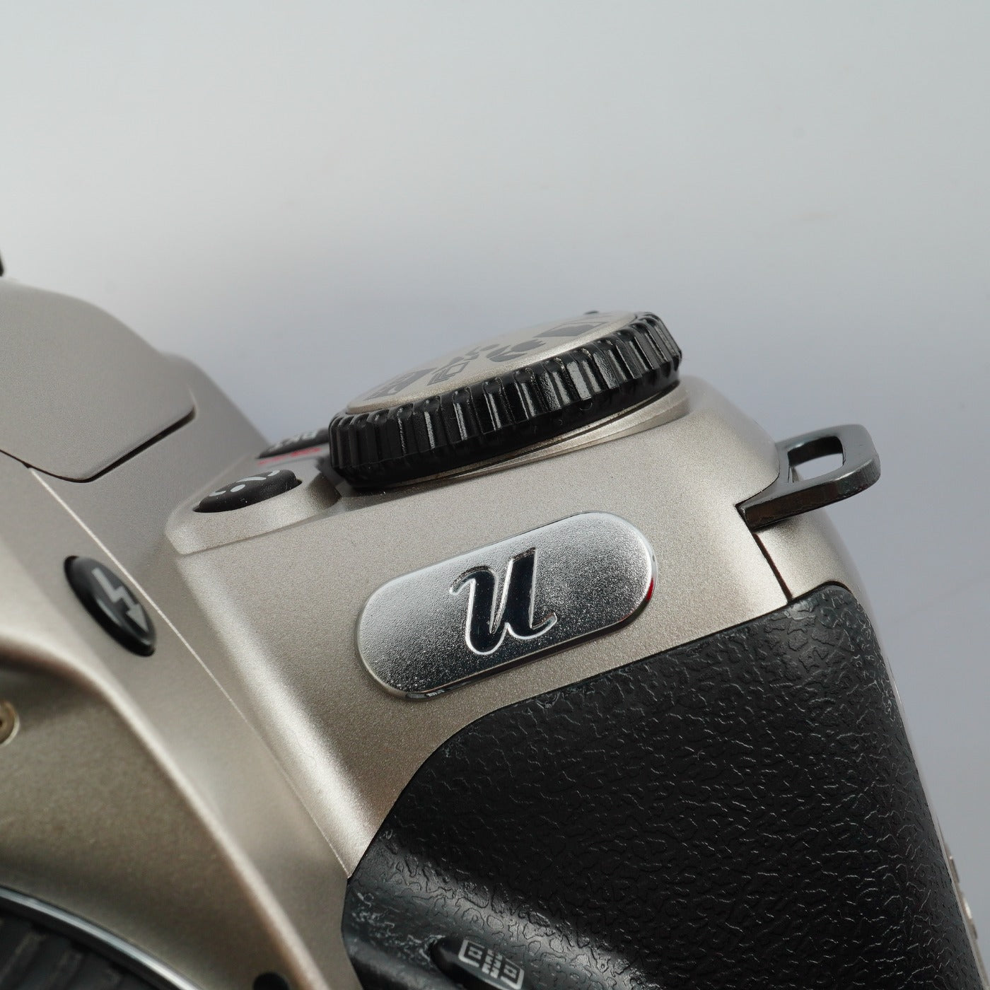 Nikon U ( N65QD ) + AF Nikkor 28-80mm F/3.3-5.6 G AF フィルム一眼レフカメラ