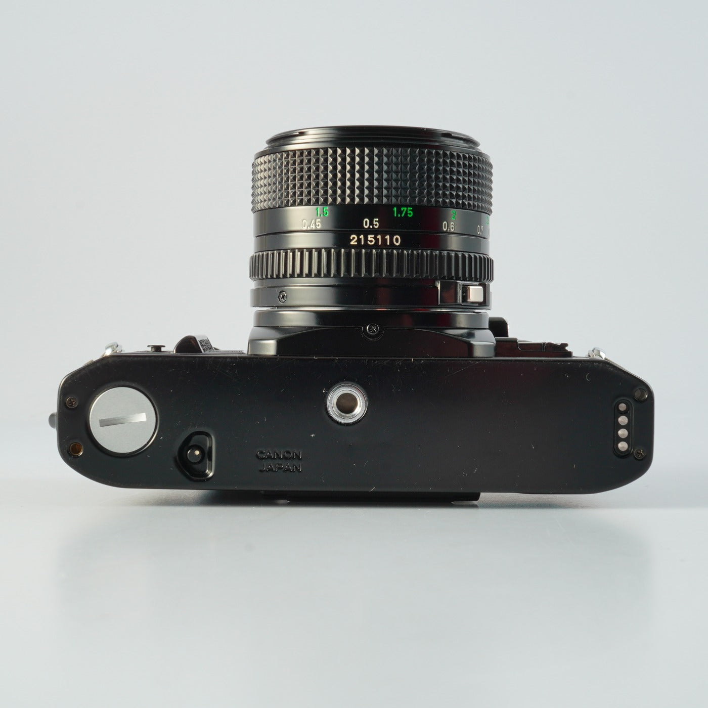 【CLA’d】 Canon AE-1 Program Black + New FD 50mm F/1.4 MF フィルム一眼レフカメラ