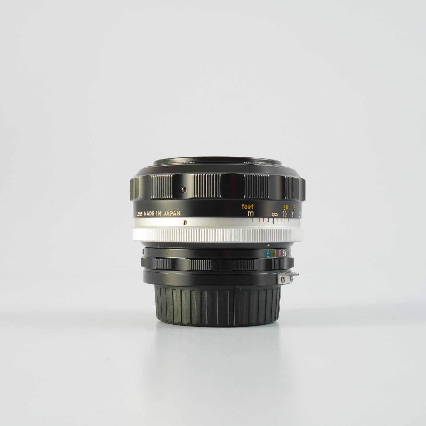 Overhauled Nikon 非Ai Nikkor-S Auto 55mm F/1.2 単焦点レンズ