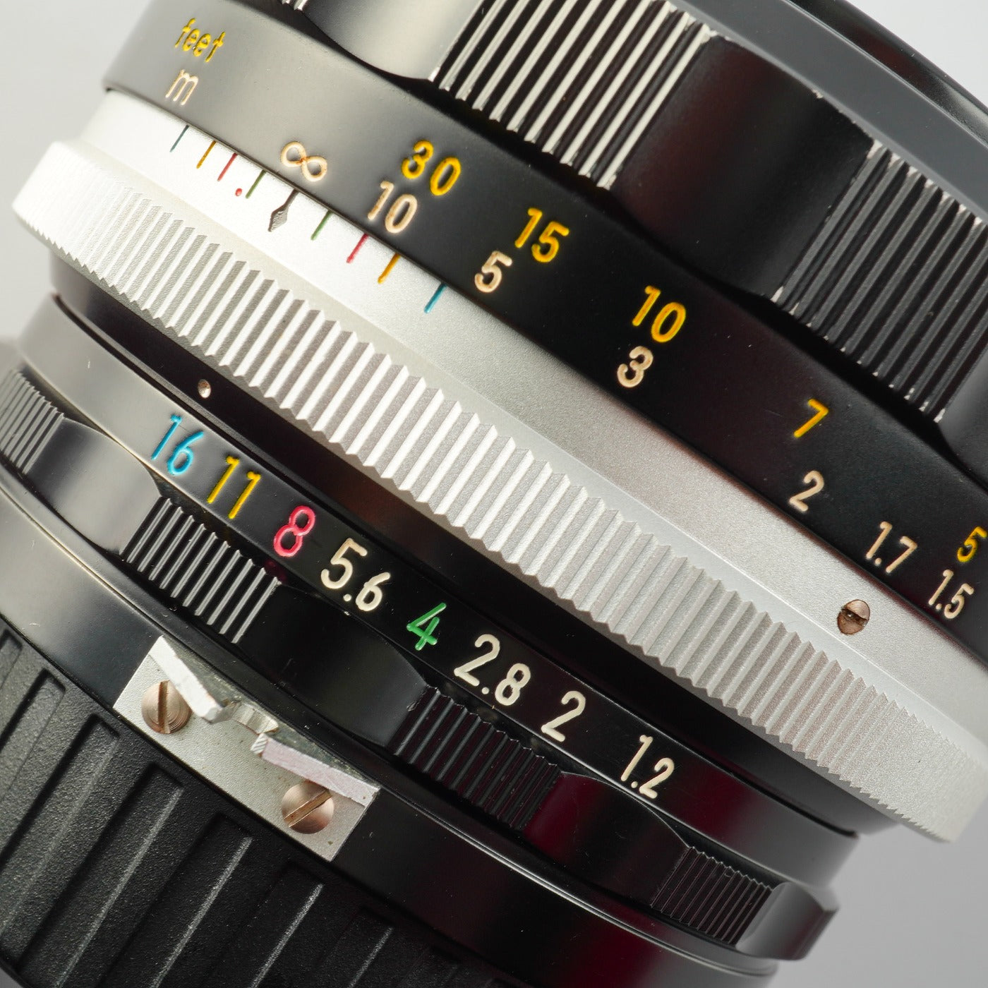 Overhauled Nikon 非Ai Nikkor-S Auto 55mm F/1.2 単焦点レンズ