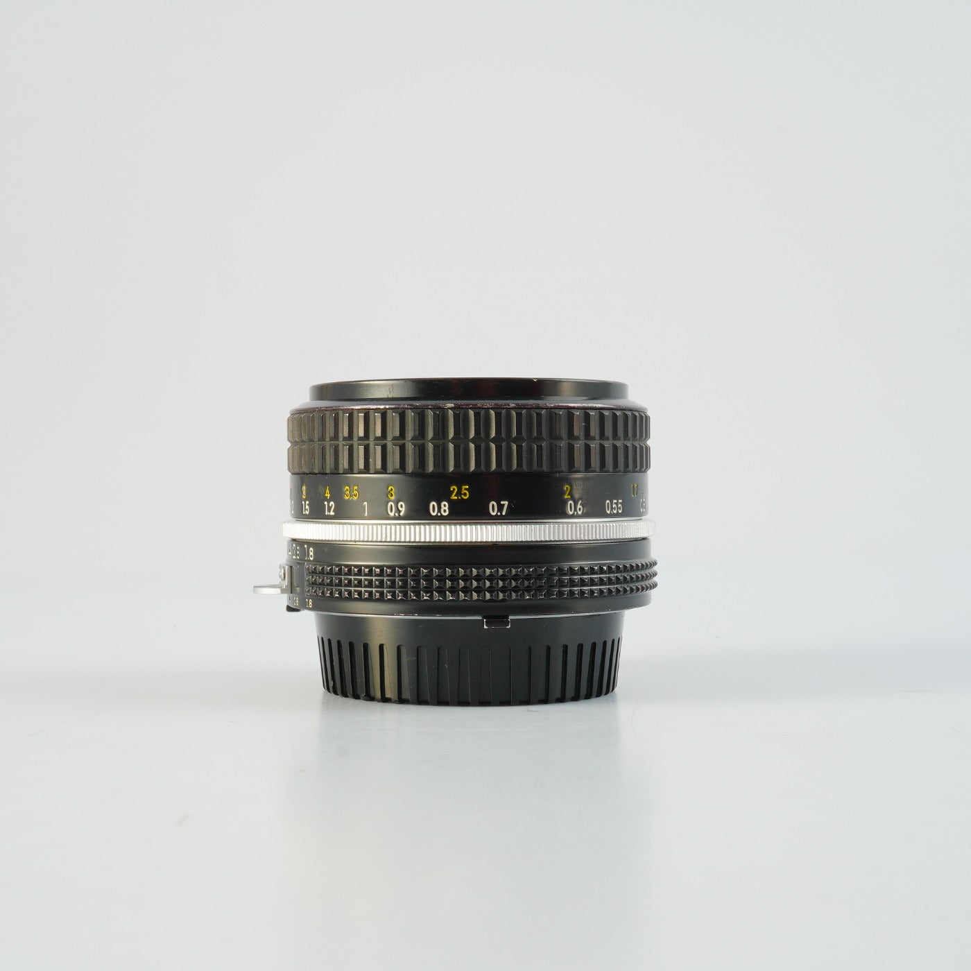 Nikon Ai Nikkor 50mm F/1.8 単焦点レンズ