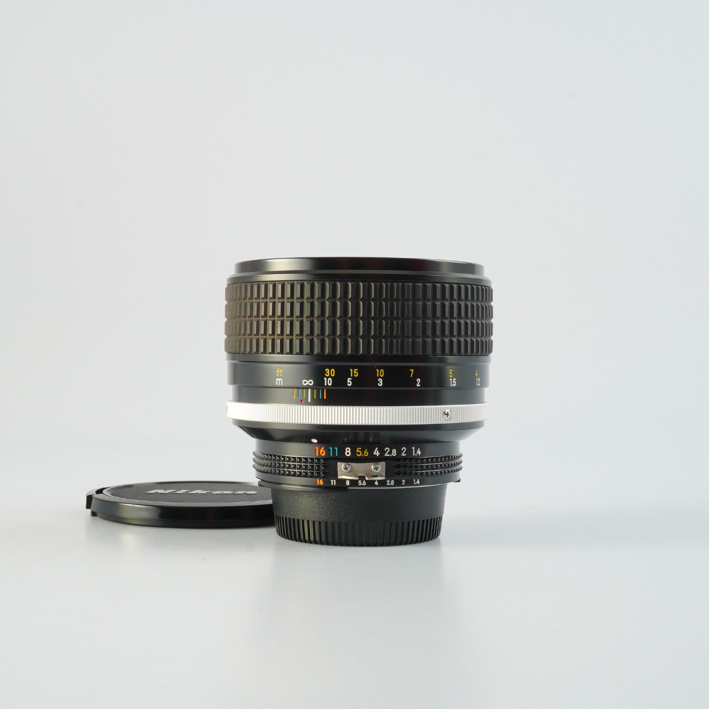 Nikon Ai-S NIKKOR 85mm F/1.4 単焦点レンズ
