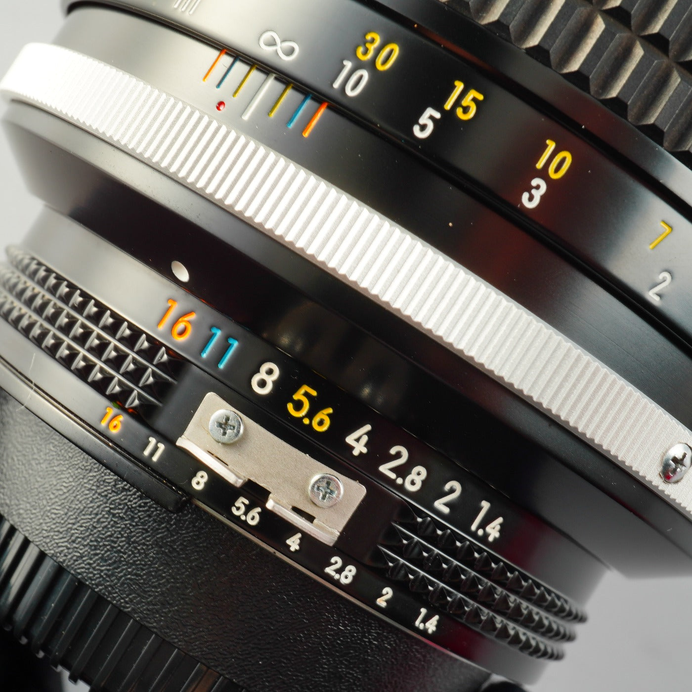 Nikon Ai-S NIKKOR 85mm F/1.4 単焦点レンズ