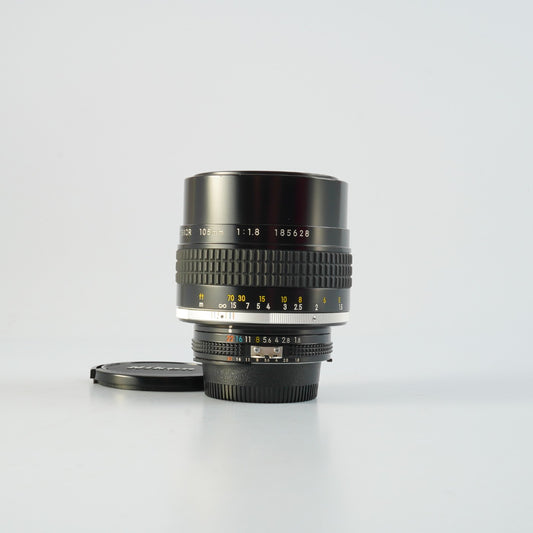 Nikon Ai-S NIKKOR 105mm F/1.8 単焦点レンズ