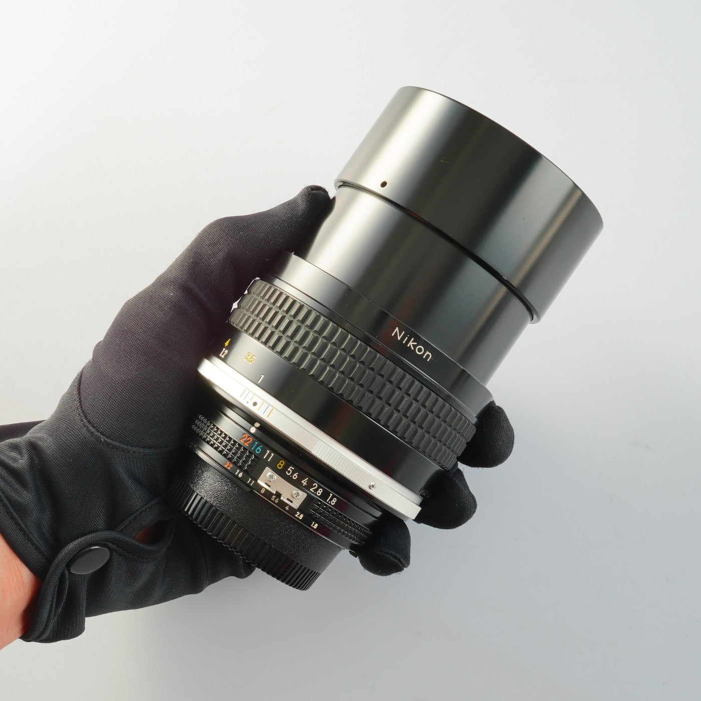 Nikon Ai-S NIKKOR 105mm F/1.8 単焦点レンズ