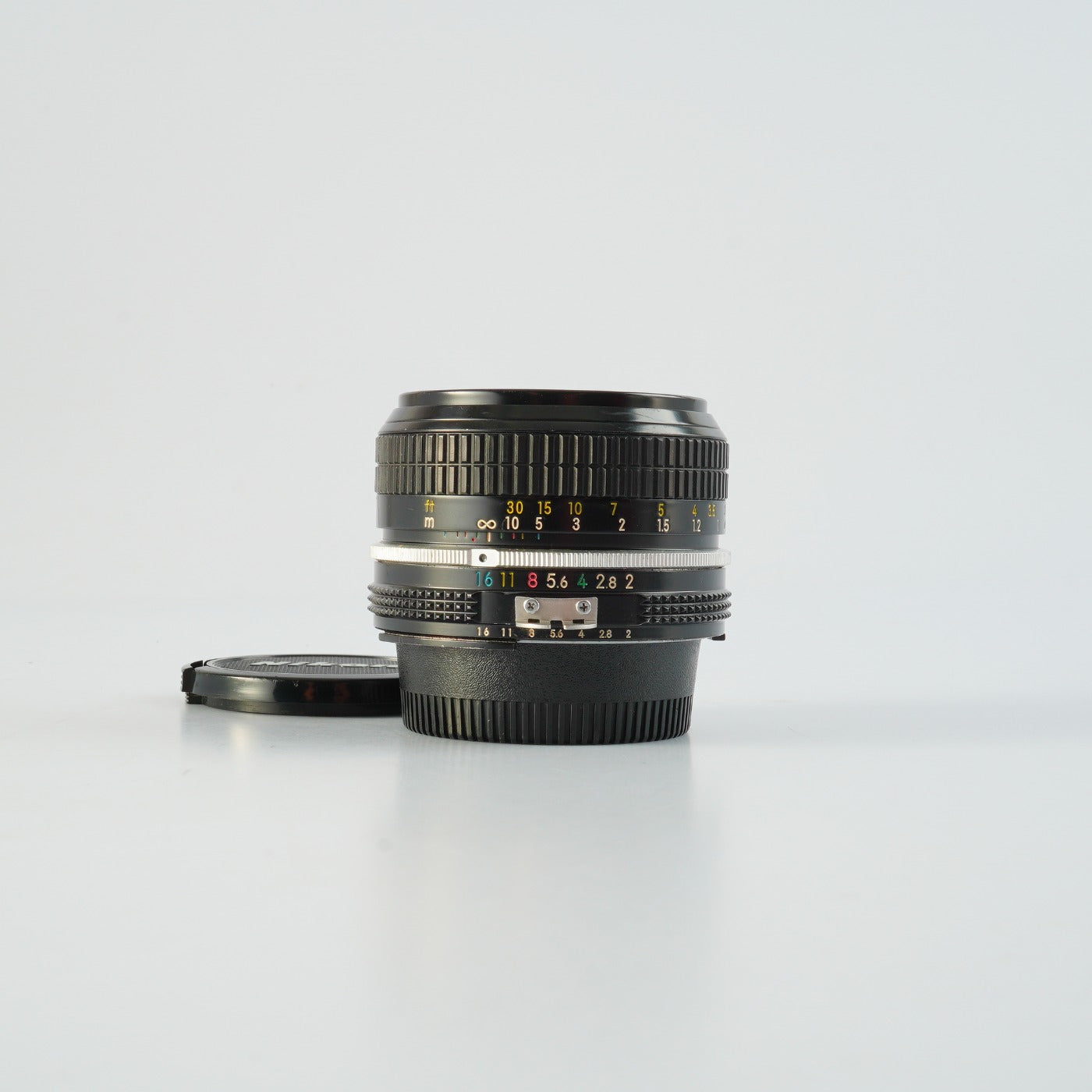 Nikon Ai NIKKOR 50mm F/2 単焦点レンズ