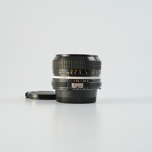 Nikon Ai NIKKOR 50mm F/2 単焦点レンズ