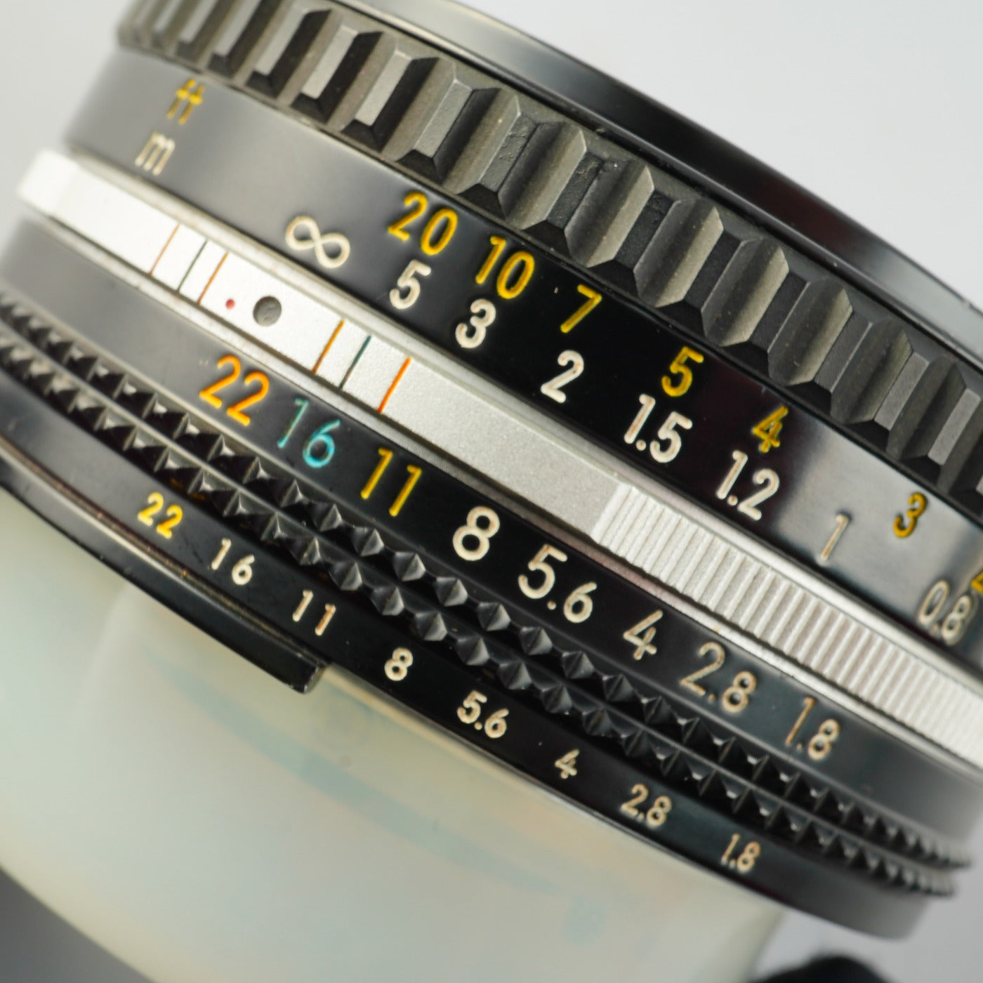 Nikon NIKKOR 50mm F/1.8 Ai-S 単焦点レンズ