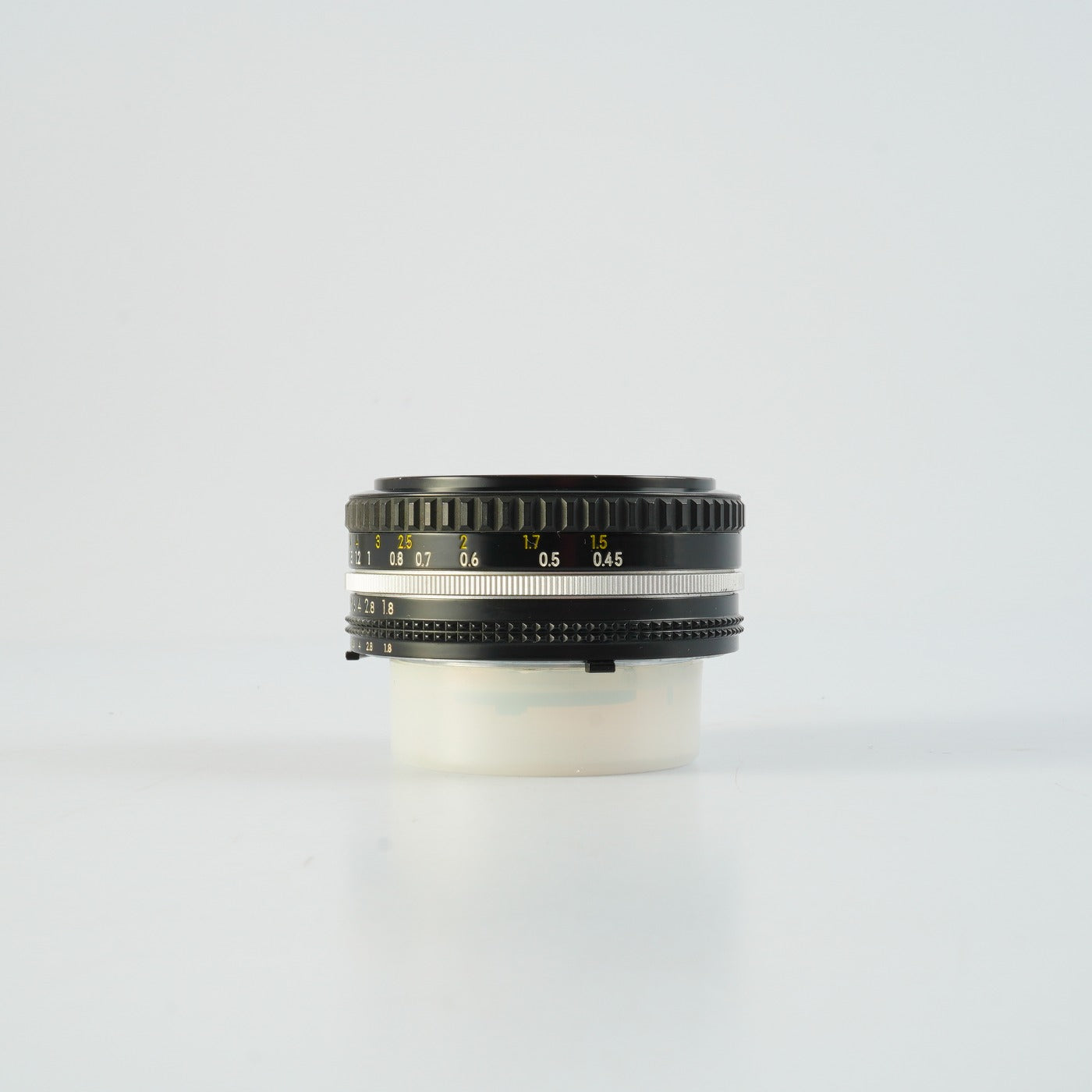 Nikon NIKKOR 50mm F/1.8 Ai-S 単焦点レンズ