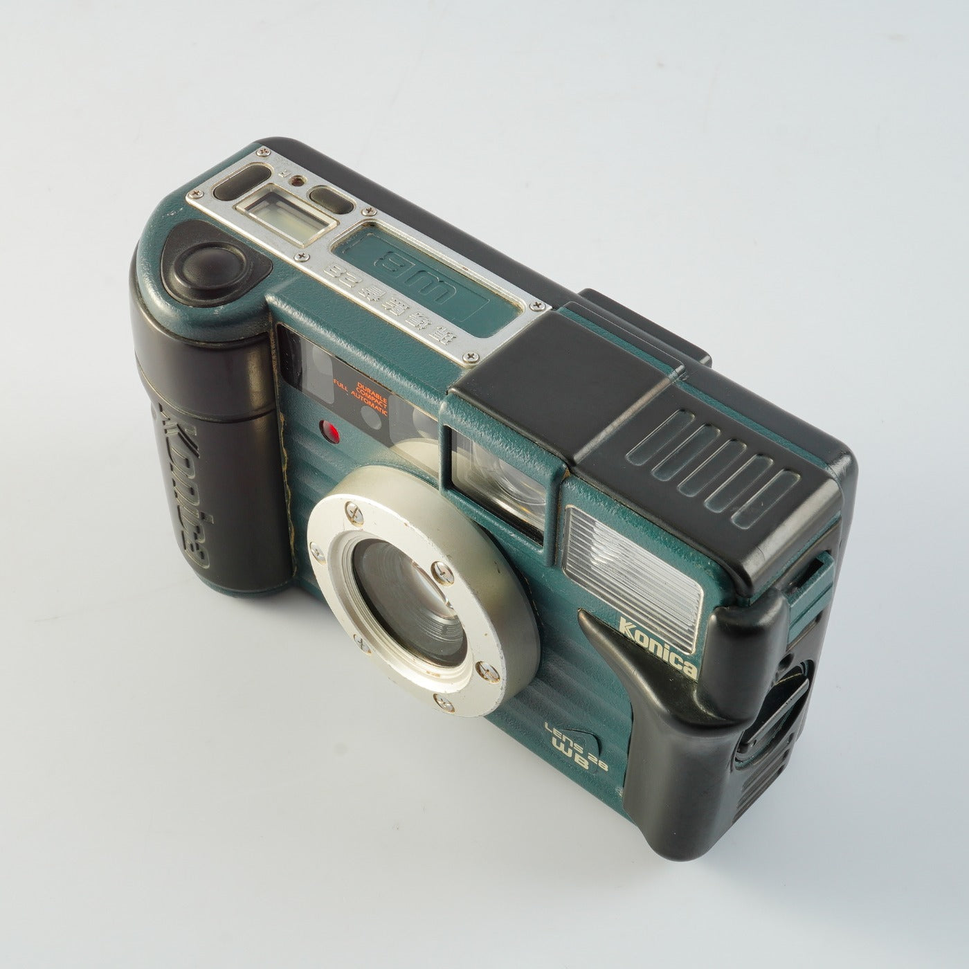 Konica Genba Kantoku（現場監督) 28 WB コンパクトフィルムカメラ