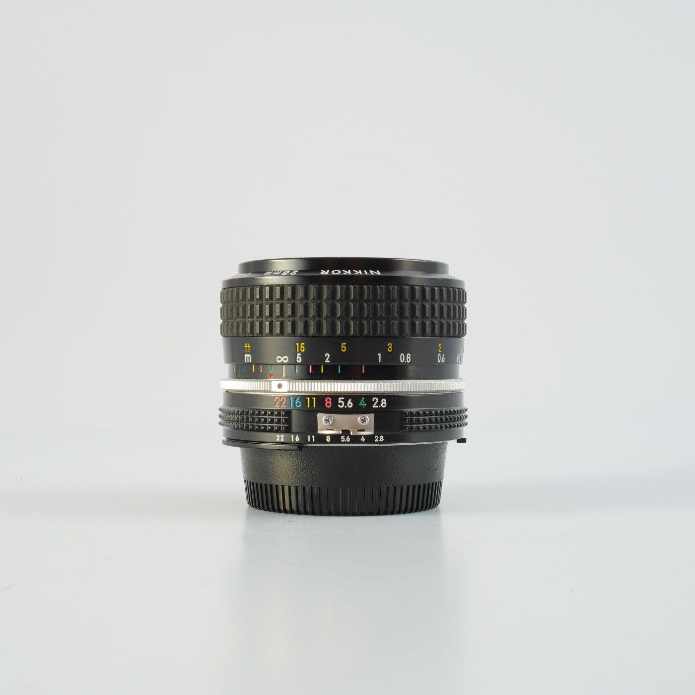 Nikon Ai Nikkor 28mm F/2.8 単焦点レンズ