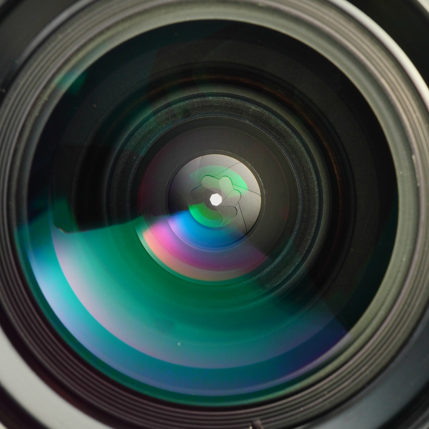 Nikon Ai Nikkor 28mm F/2.8 単焦点レンズ