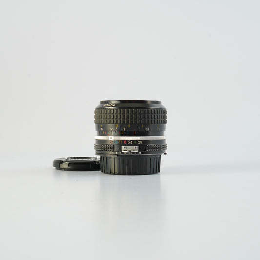 Nikon Ai Nikkor 28mm F/2.8 単焦点レンズ