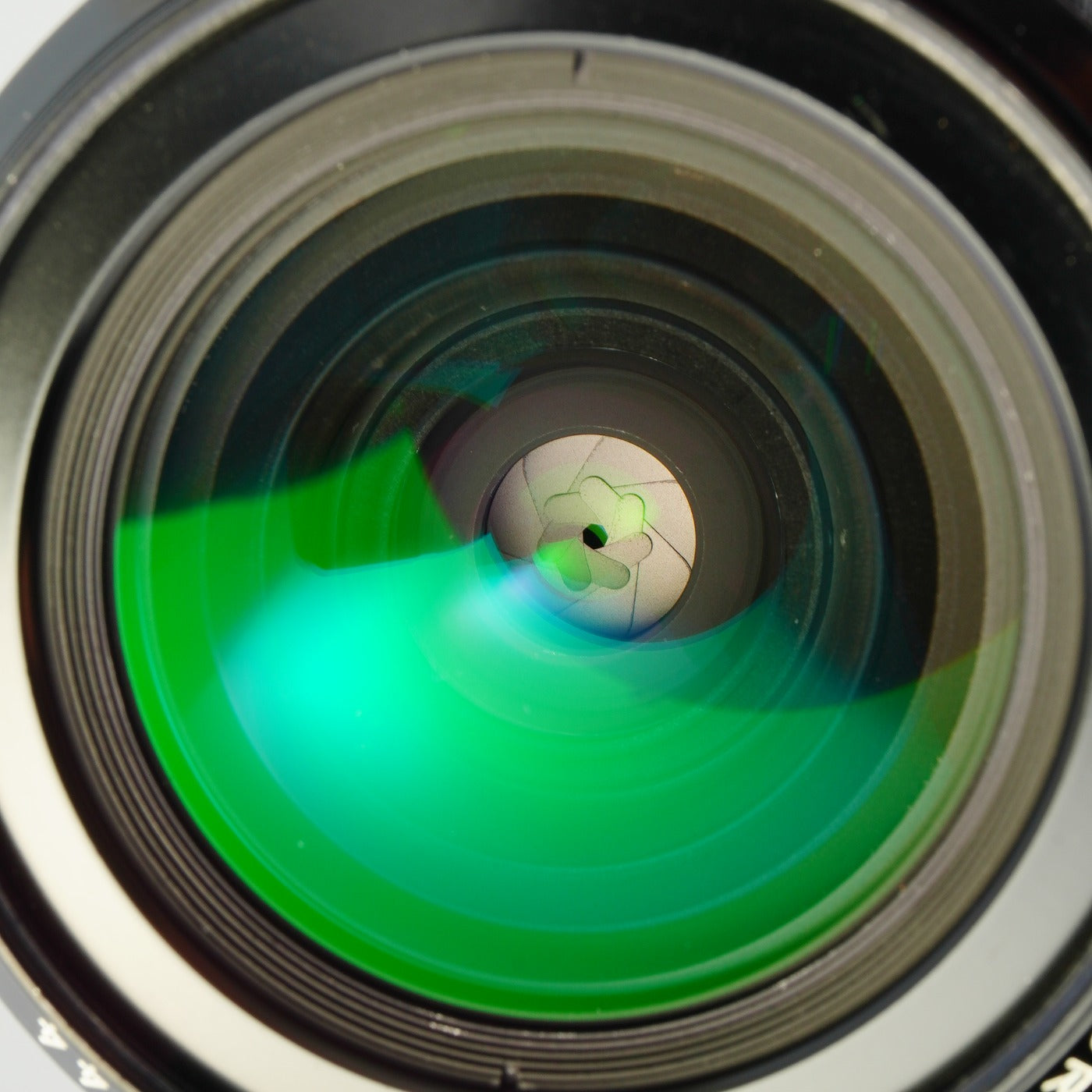 Nikon Ai Nikkor 28mm F/2.8 単焦点レンズ