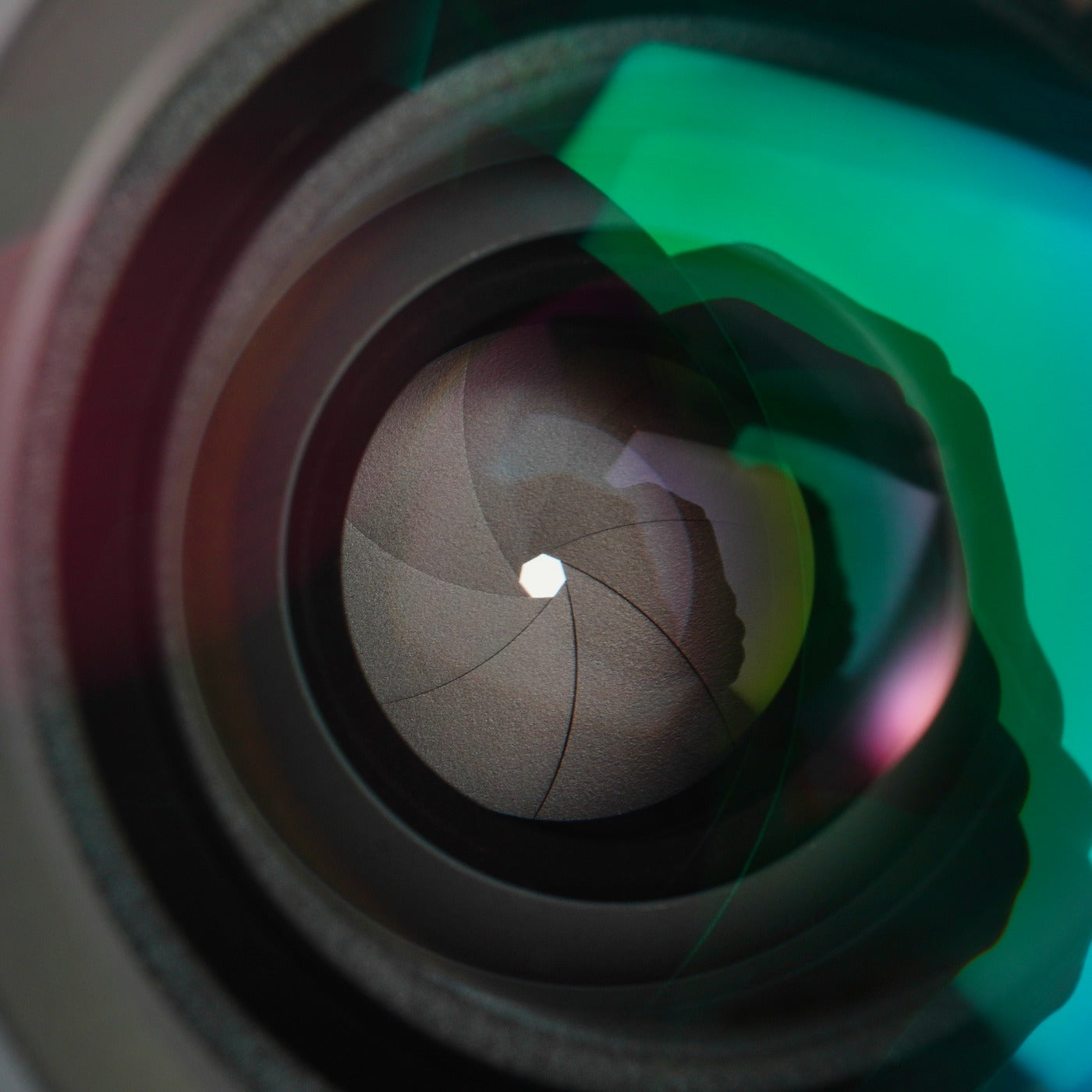 Nikon Ai-S NIKKOR 35mm F/2 単焦点レンズ