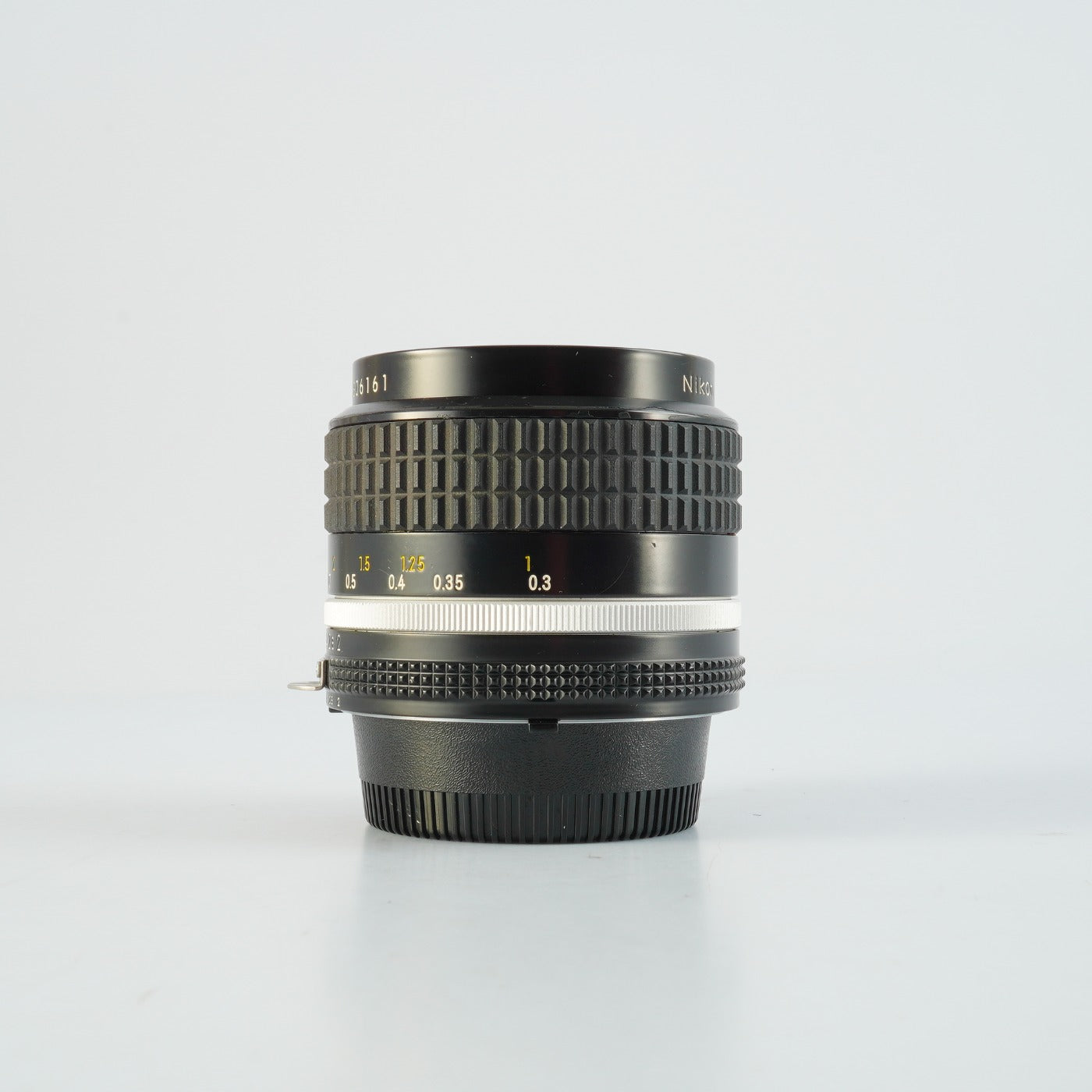 Nikon Ai-S NIKKOR 35mm F/2 単焦点レンズ
