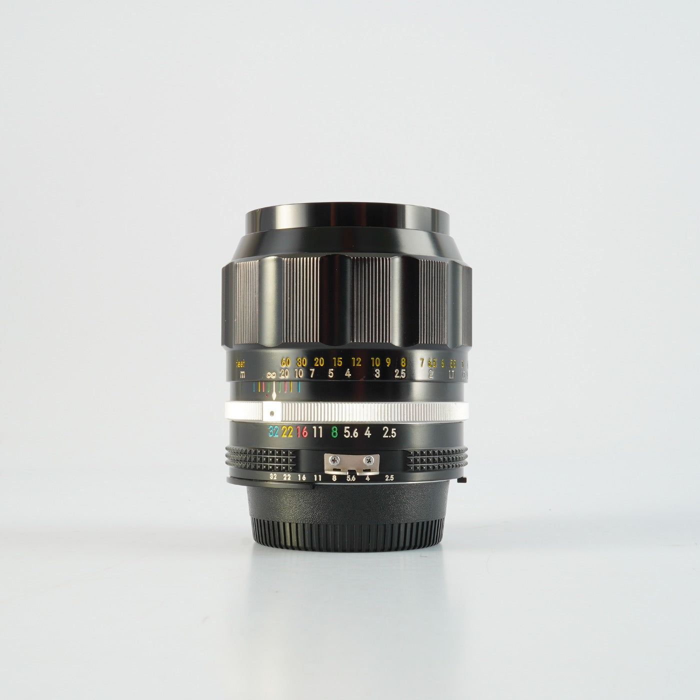 Nikon Ai改 NIKKOR-P.C Auto 105mm F/2.5 単焦点レンズ