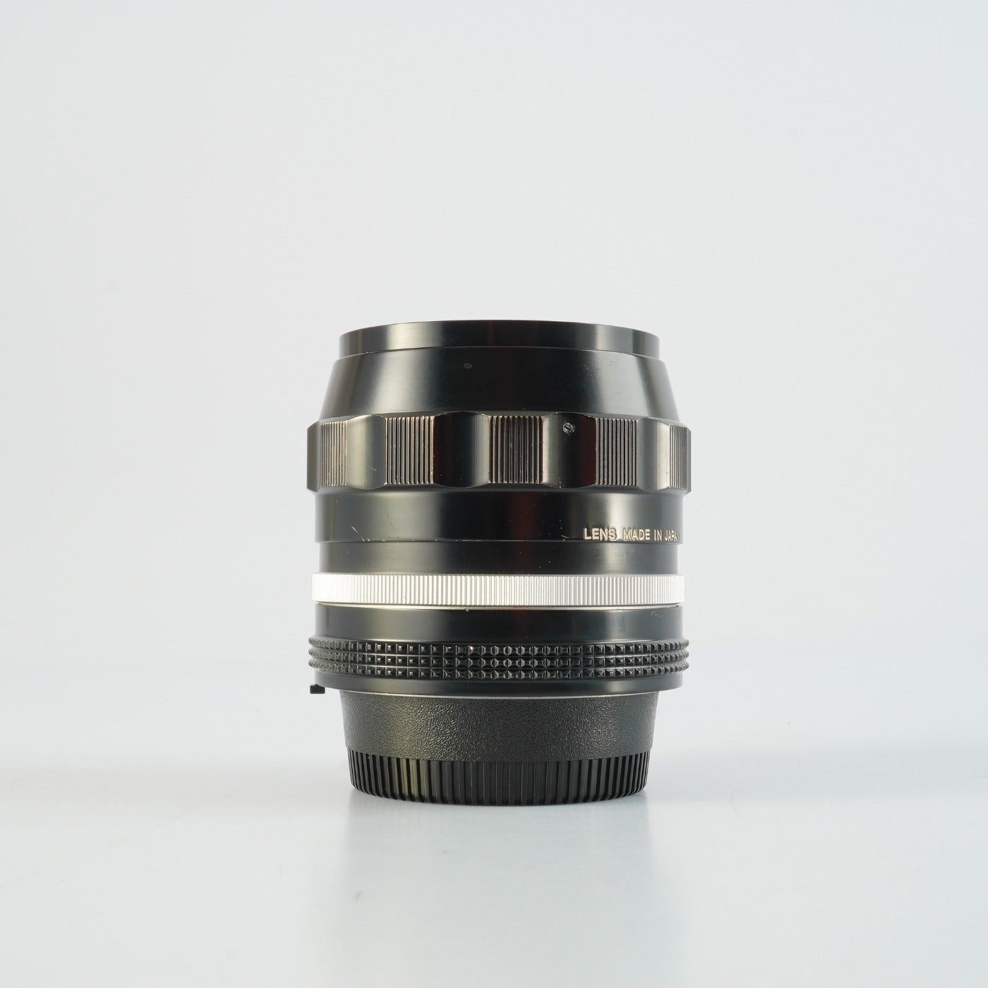 Nikon Ai改 Nikkor-N Auto 28mm F/2 単焦点レンズ