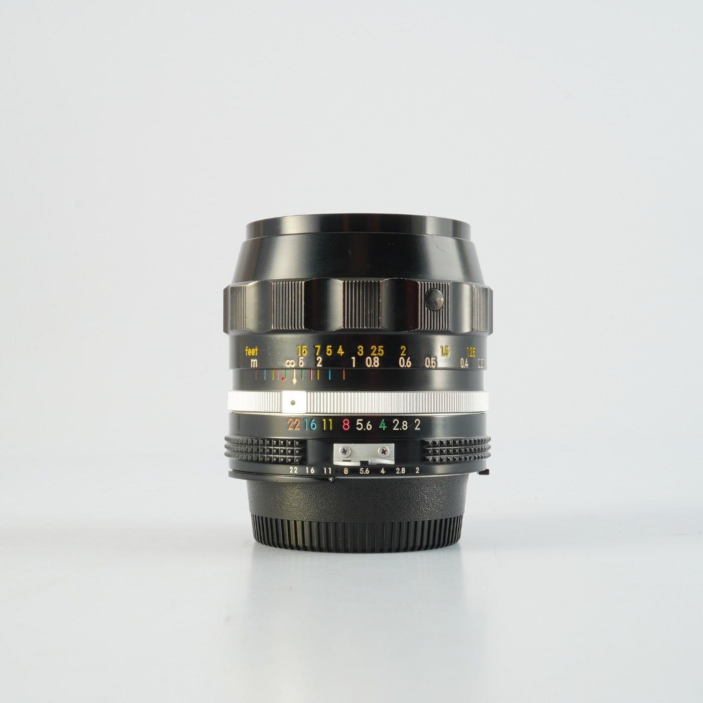 Nikon Ai改 Nikkor-N Auto 28mm F/2 単焦点レンズ