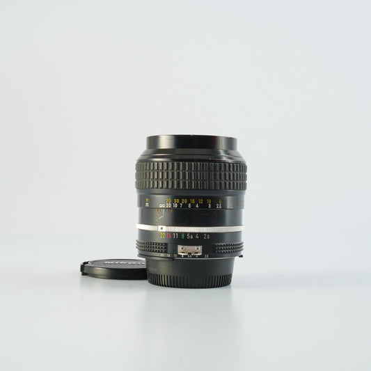Nikon Ai NIKKOR 105mm F/2.5 単焦点レンズ