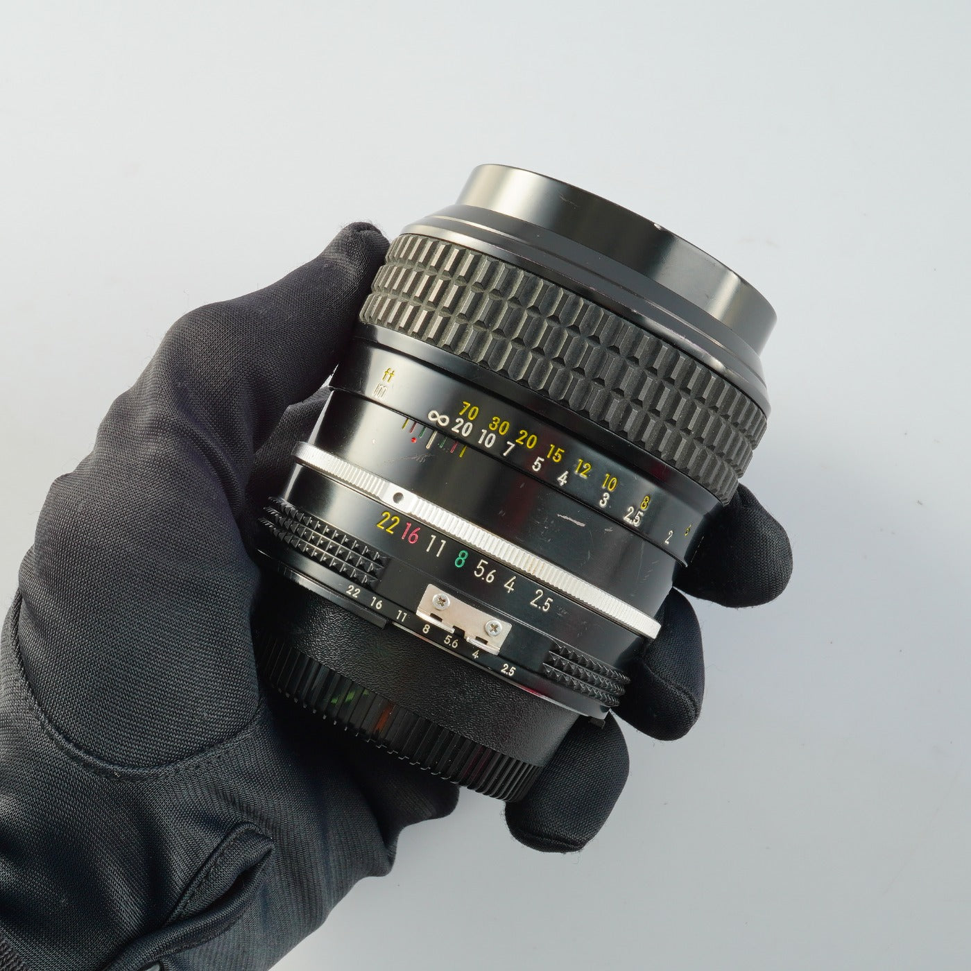 Nikon Ai NIKKOR 105mm F/2.5 単焦点レンズ