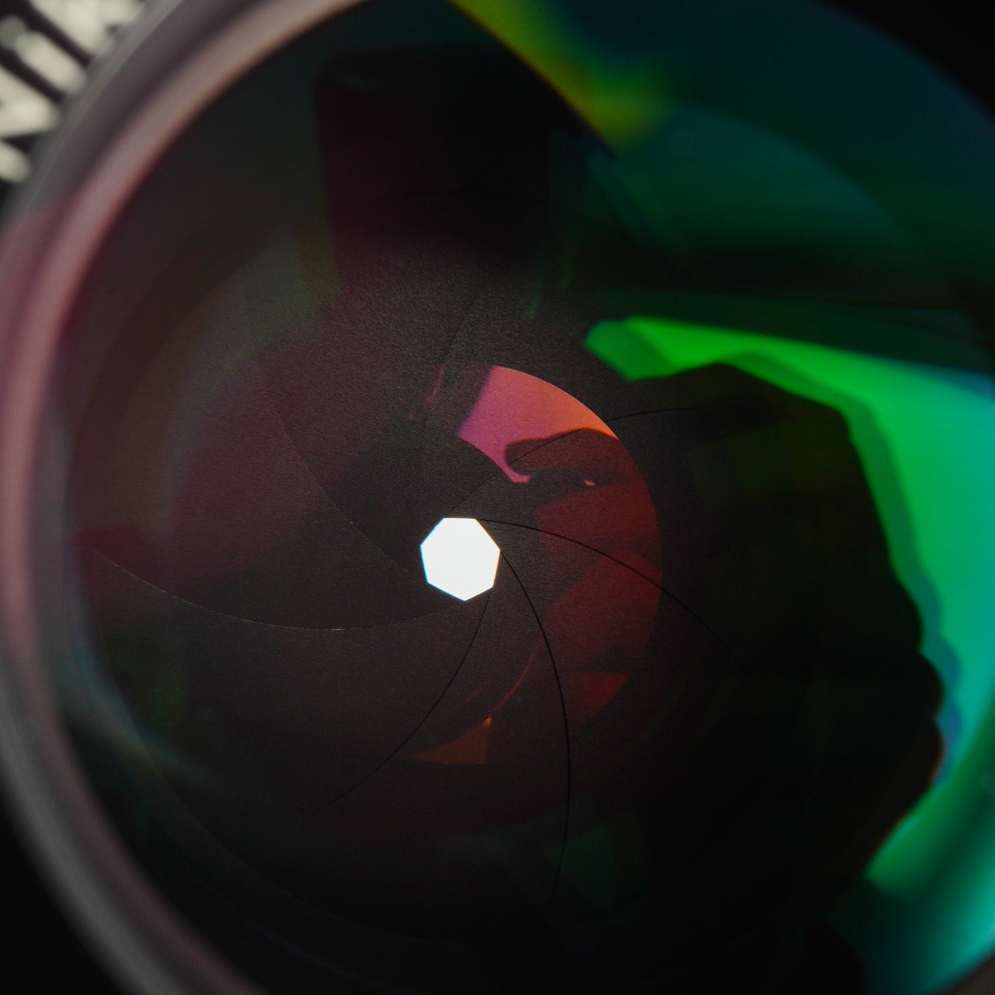 Nikon Ai NIKKOR 105mm F/2.5 単焦点レンズ