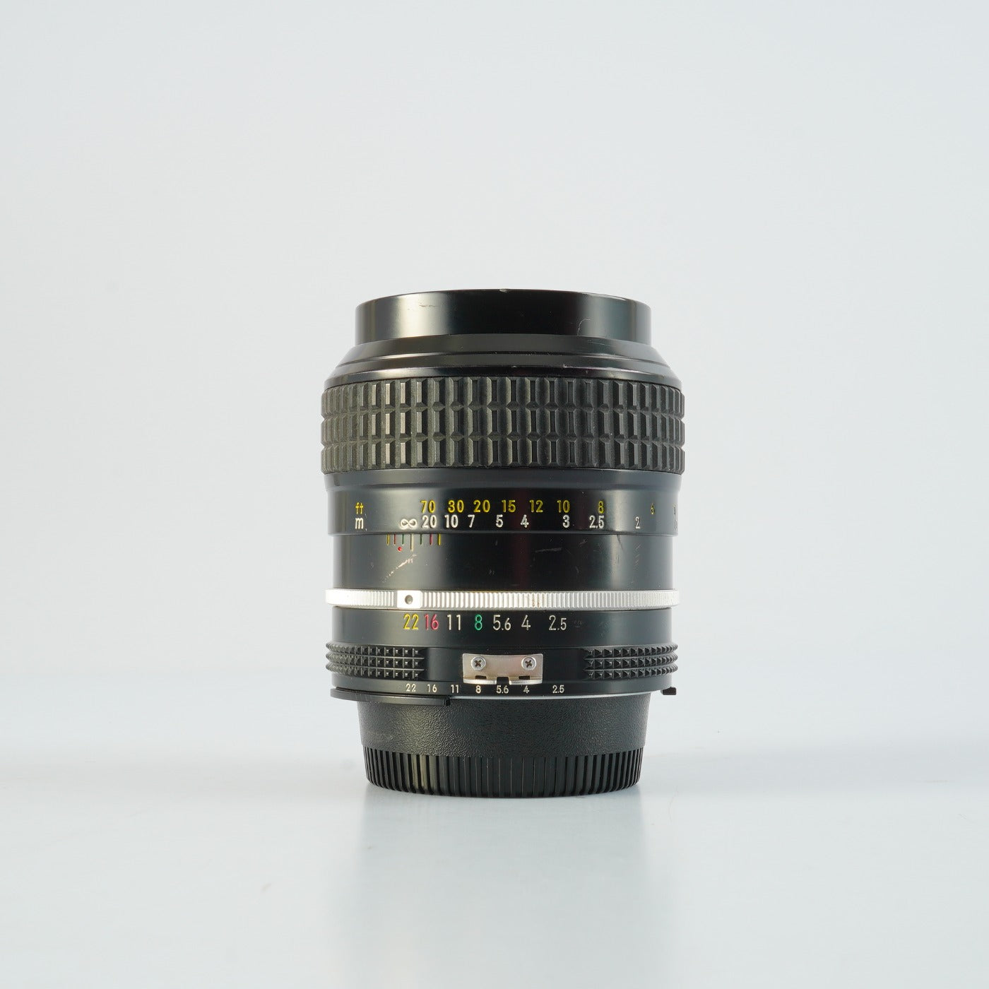Nikon Ai NIKKOR 105mm F/2.5 単焦点レンズ
