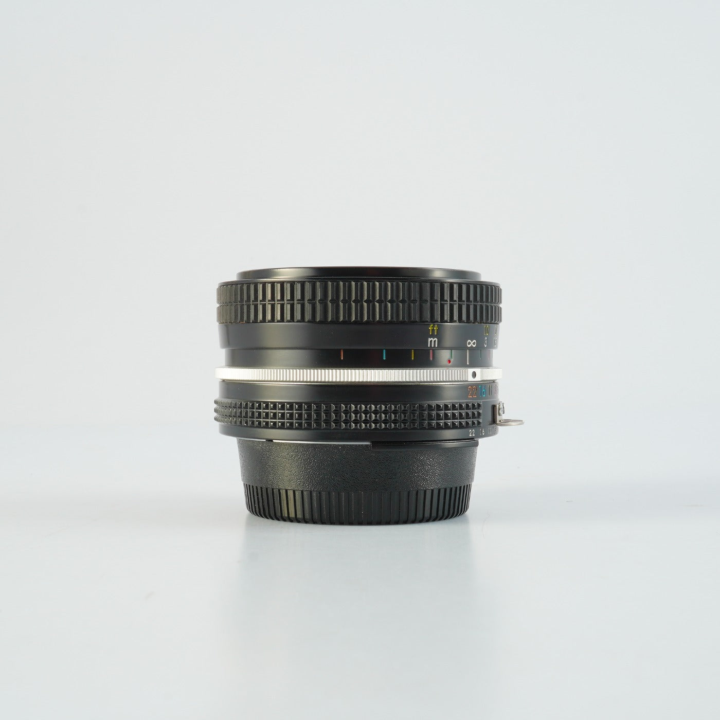 Nikon Ai改 Nikkor 20mm F/4 単焦点レンズ