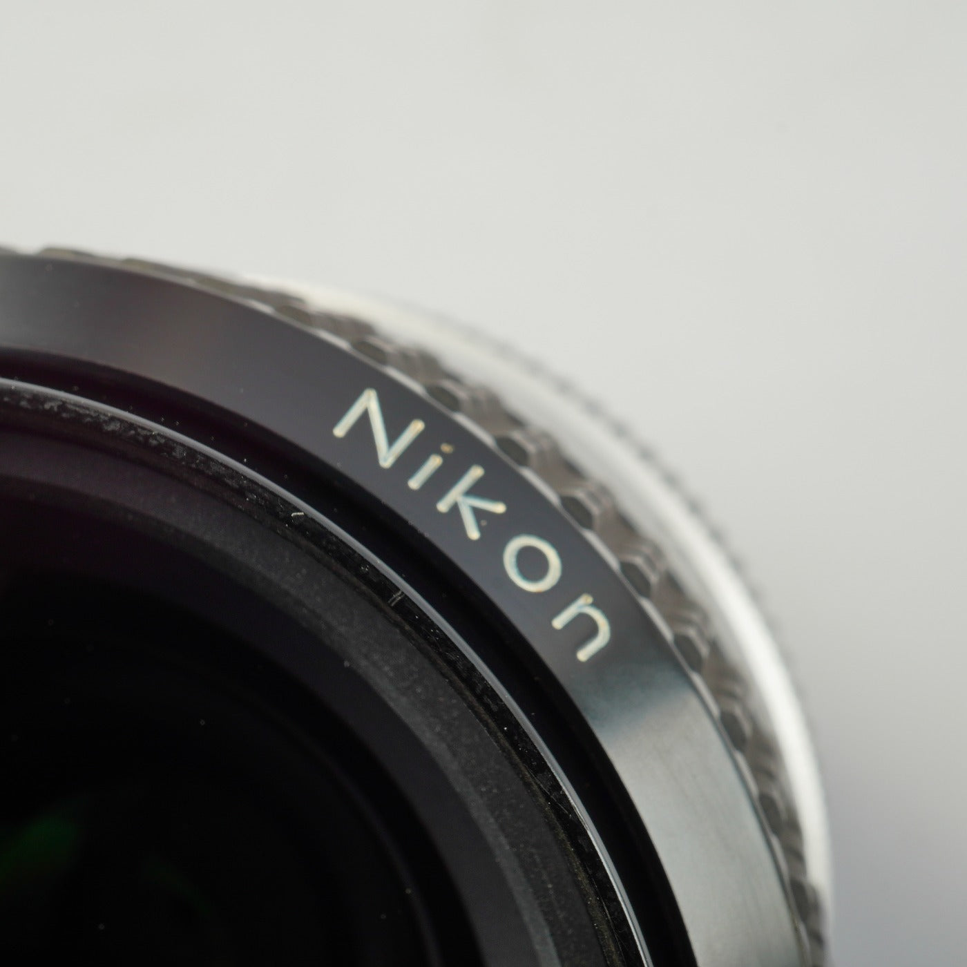 Nikon Ai Nikkor 35mm F/2 単焦点レンズ