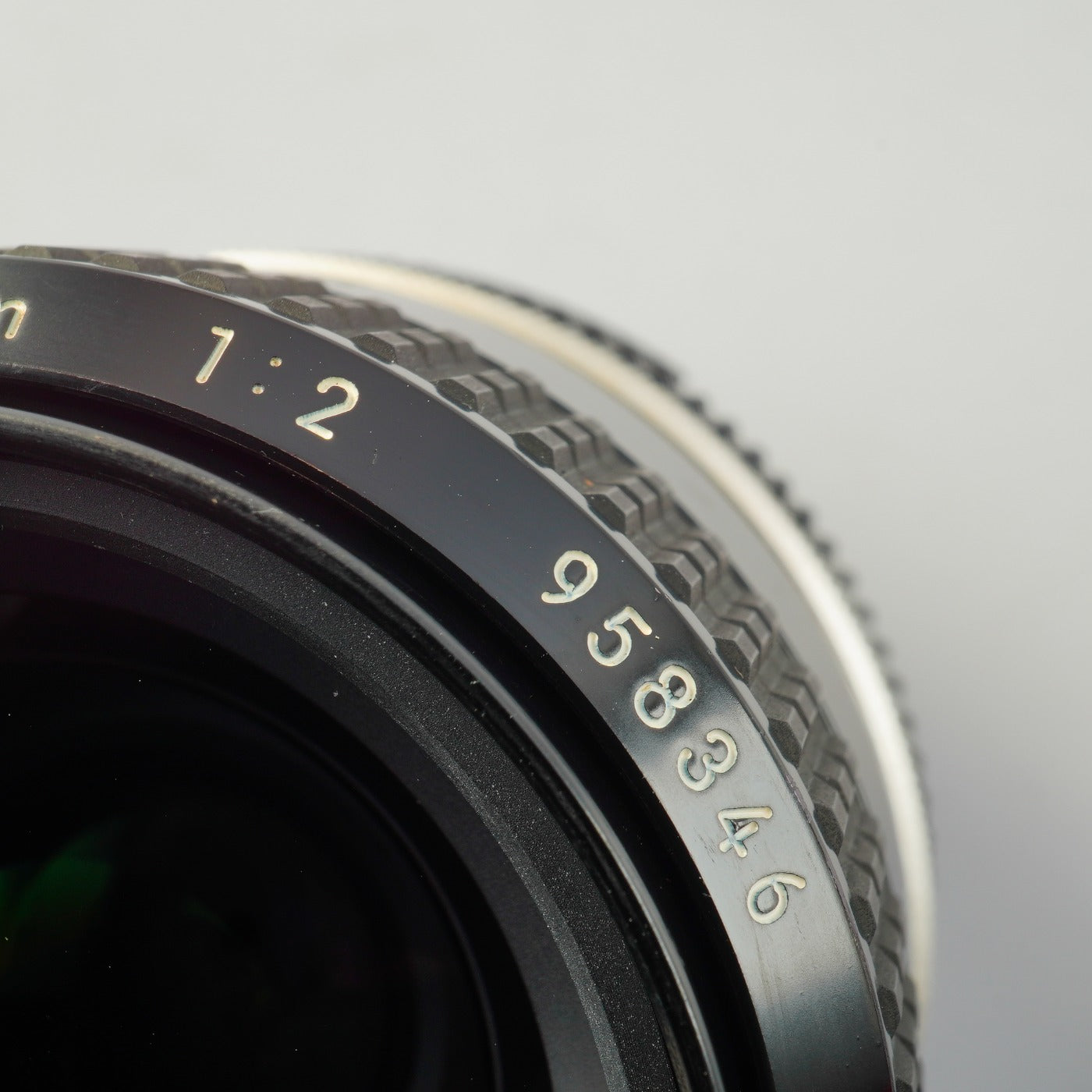 Nikon Ai Nikkor 35mm F/2 単焦点レンズ