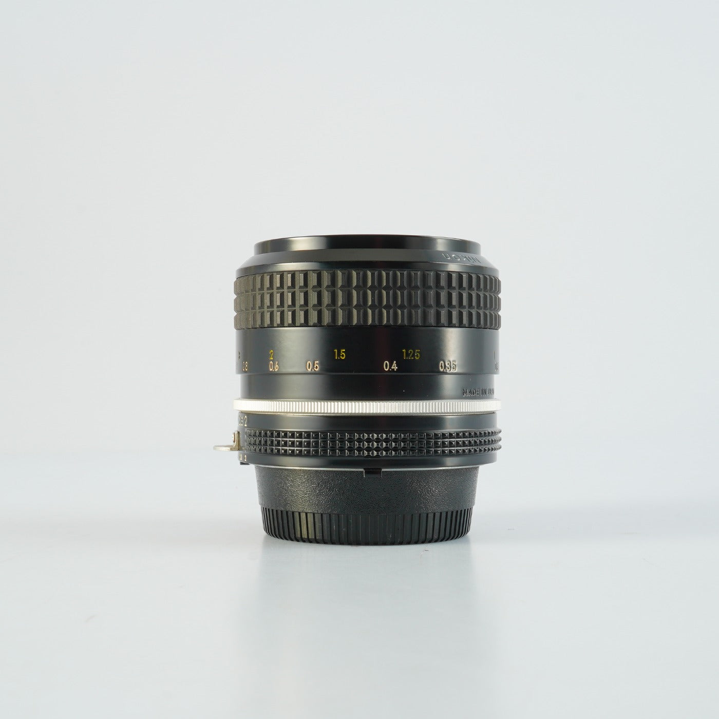 Nikon Ai Nikkor 35mm F/2 単焦点レンズ