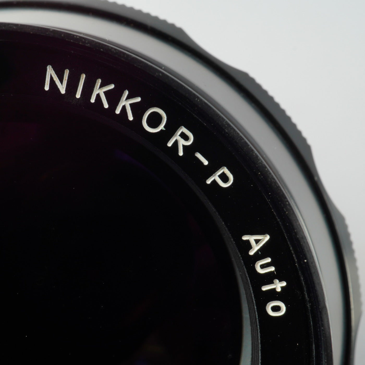 Nikon 非Ai NIKKOR-P Auto 105mm F/2.5 単焦点レンズ