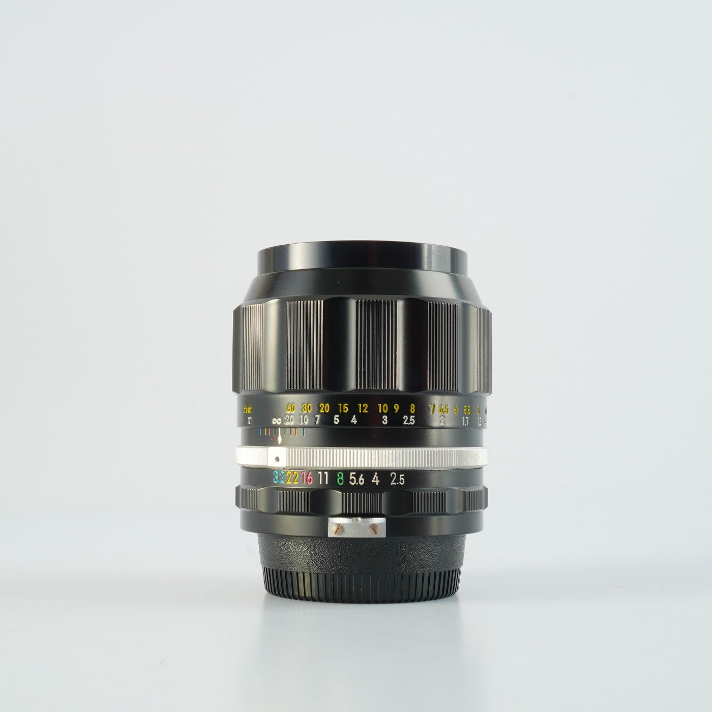 Nikon 非Ai NIKKOR-P Auto 105mm F/2.5 単焦点レンズ