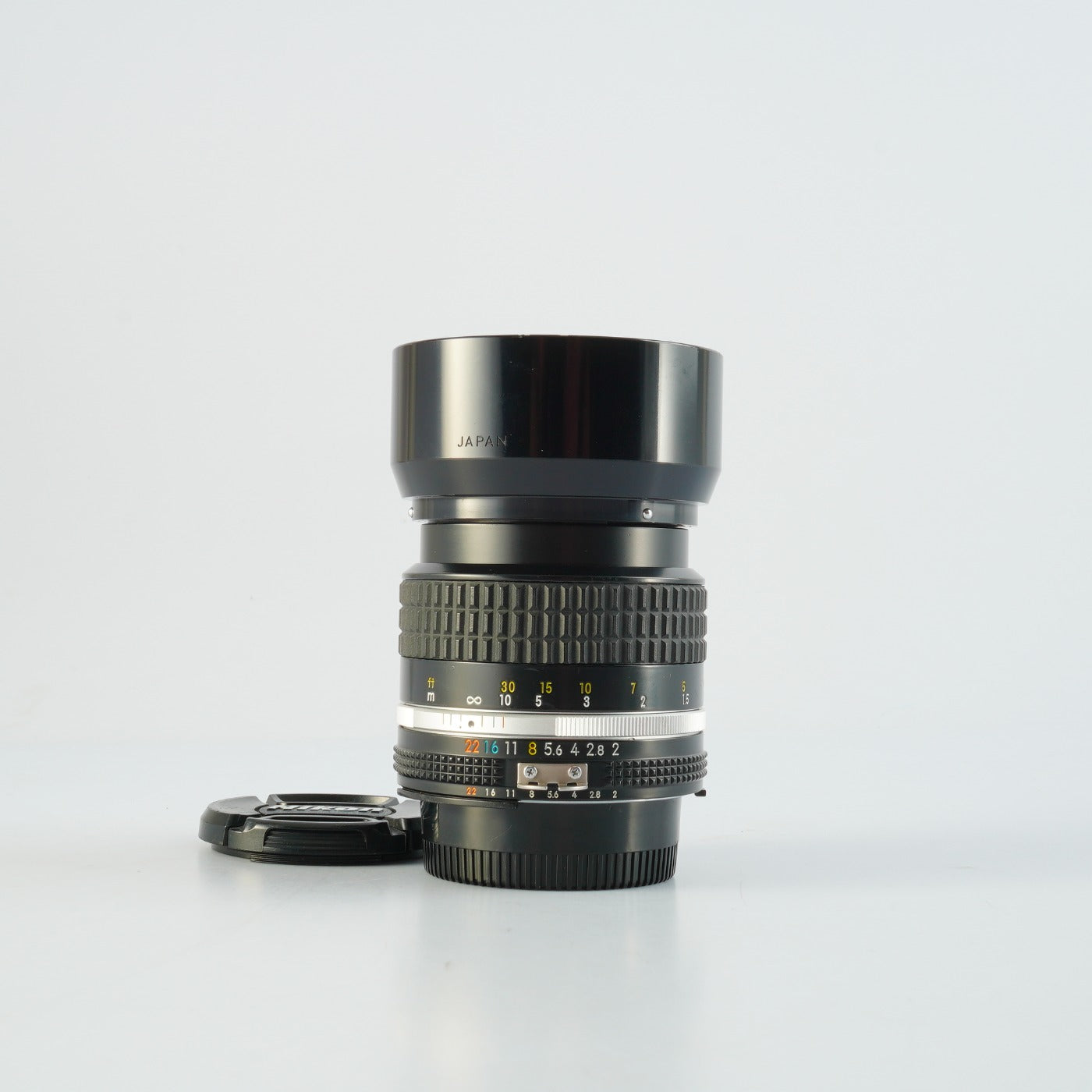 Nikon Ai-S NIKKOR 85mm F/2 単焦点レンズ